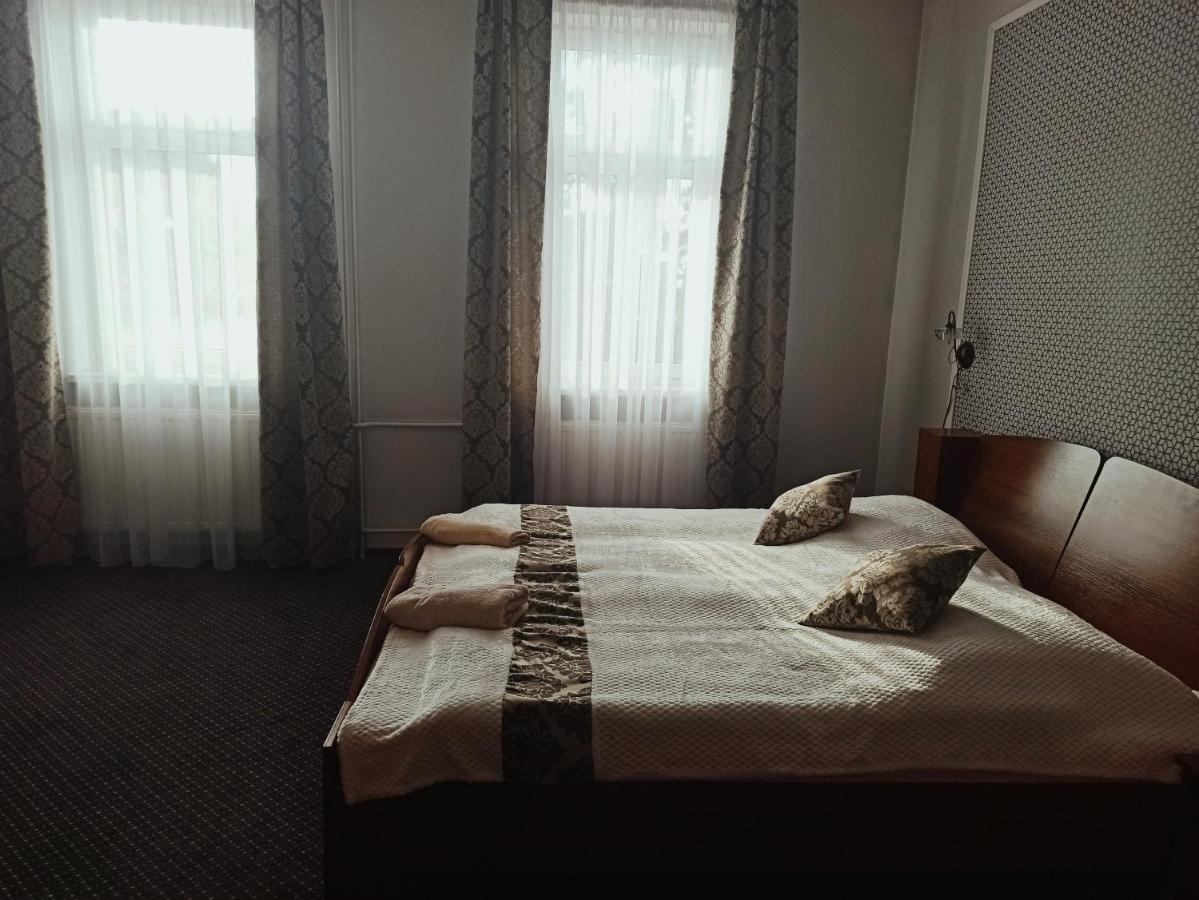 Pokoje Goscinne Kropka Tarnowskie Góry Extérieur photo
